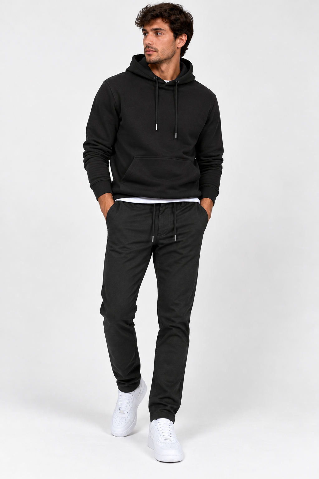 Calças Chino Jogger com Cordão Ajustável