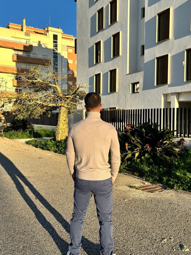 Jersey Cuello Alto Gris Claro - MGO Men