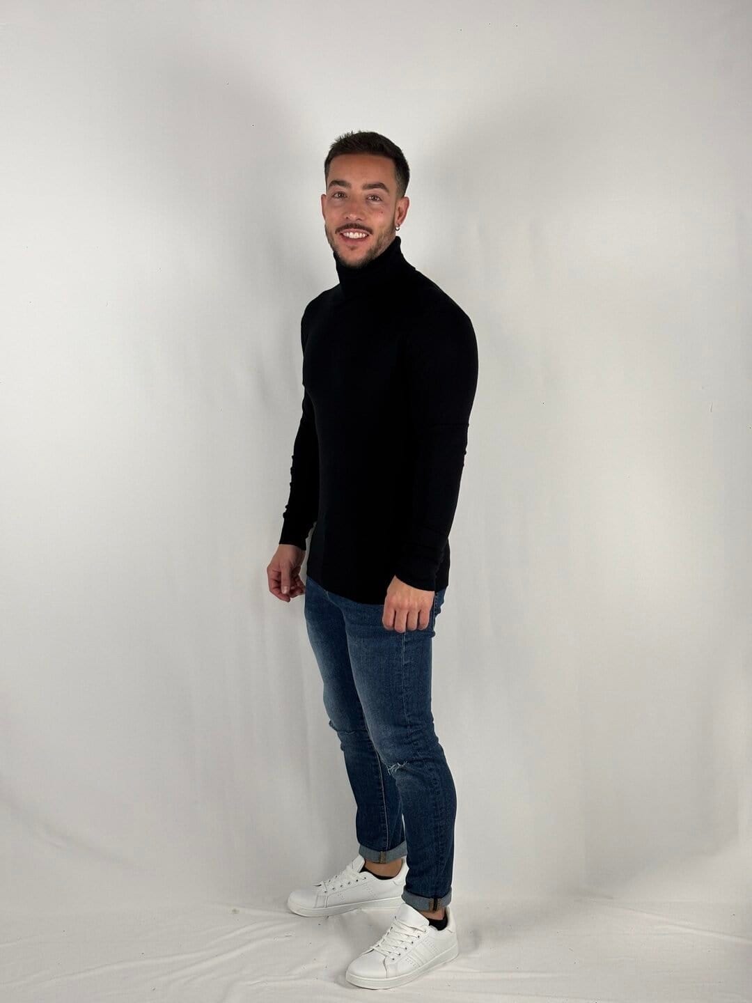 Jersey Cuello Alto Negro - MGO Men