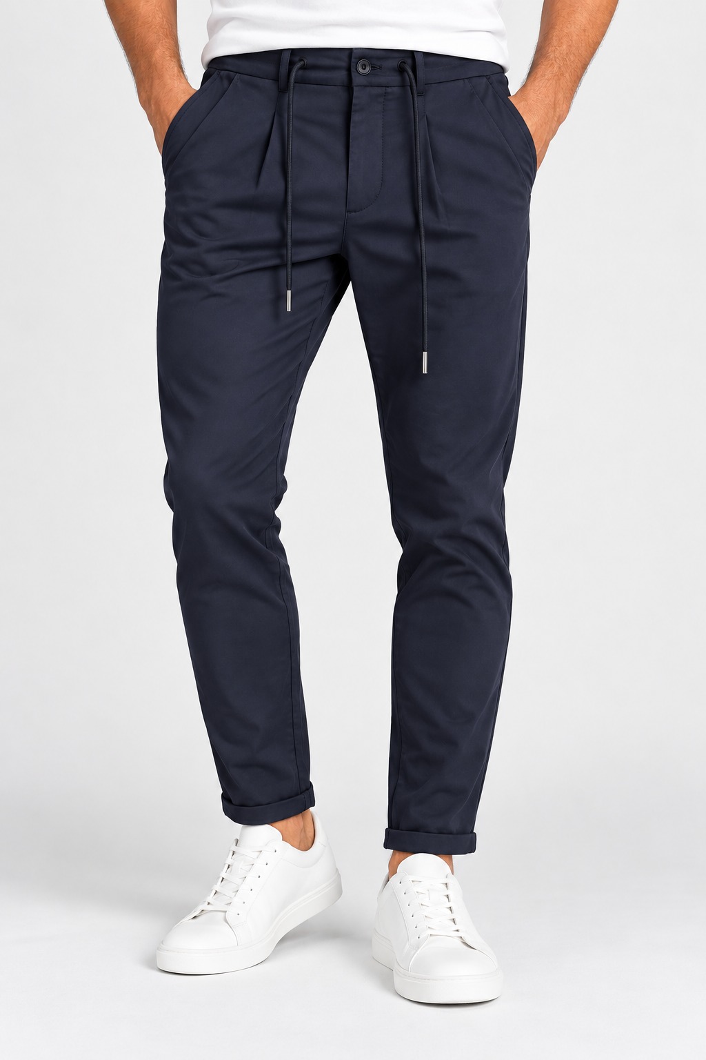 Pantalón Chino Jogger de Pinzas con Cordón Ajustable