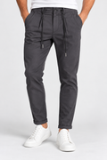 Pantalón Chino Jogger de Pinzas con Cordón Ajustable